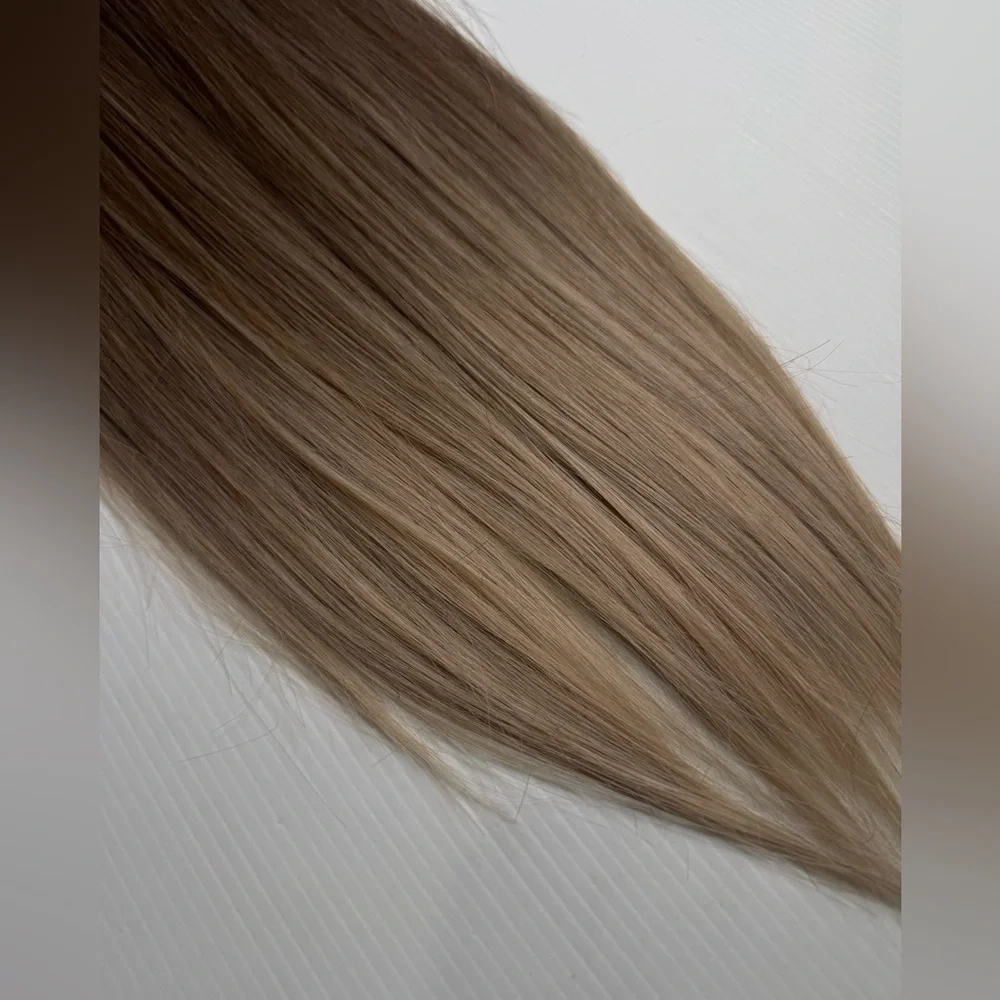 22” Balayage Brown and Medium Blonde Human Hair Blend Extensions 7 Pieces